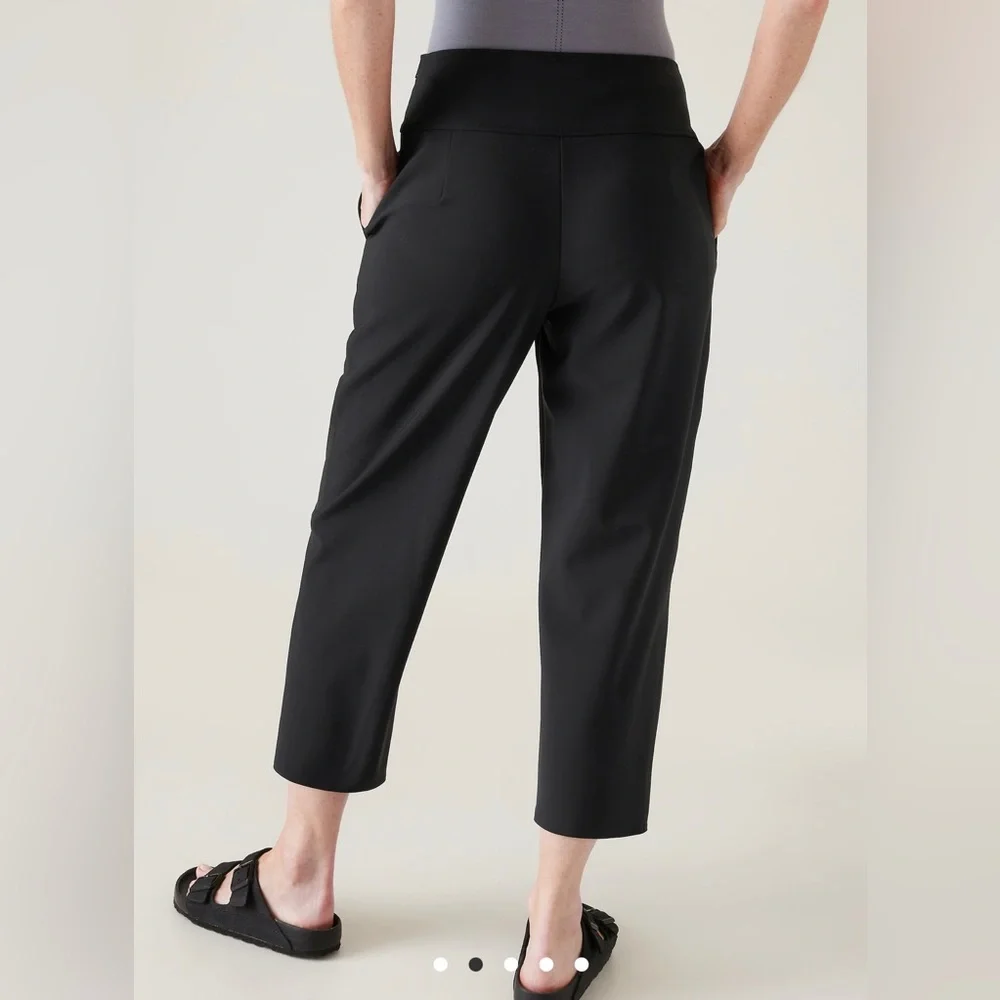 Athleta Stellar Wide Crop // Black #533534